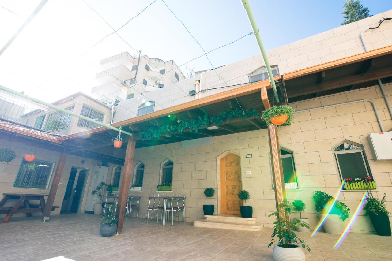 Louis Guesthouse 나사렛 외부 사진